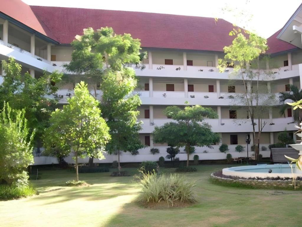 Pailyn Hotel Sukhothai Exterior photo