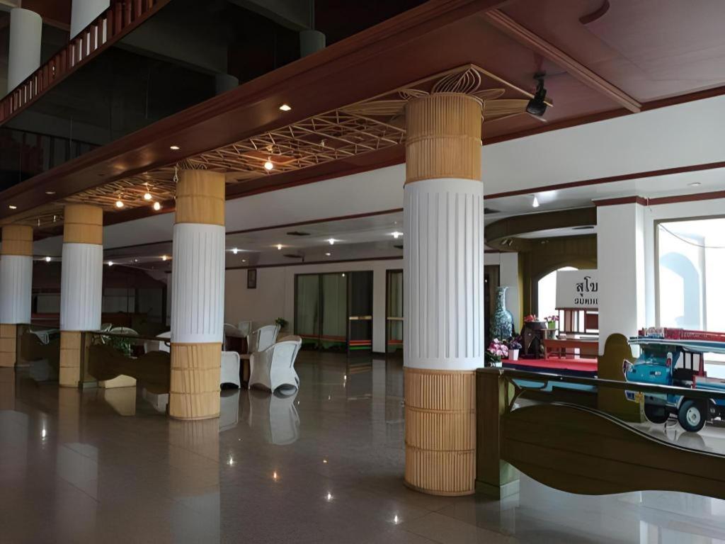 Pailyn Hotel Sukhothai Exterior photo