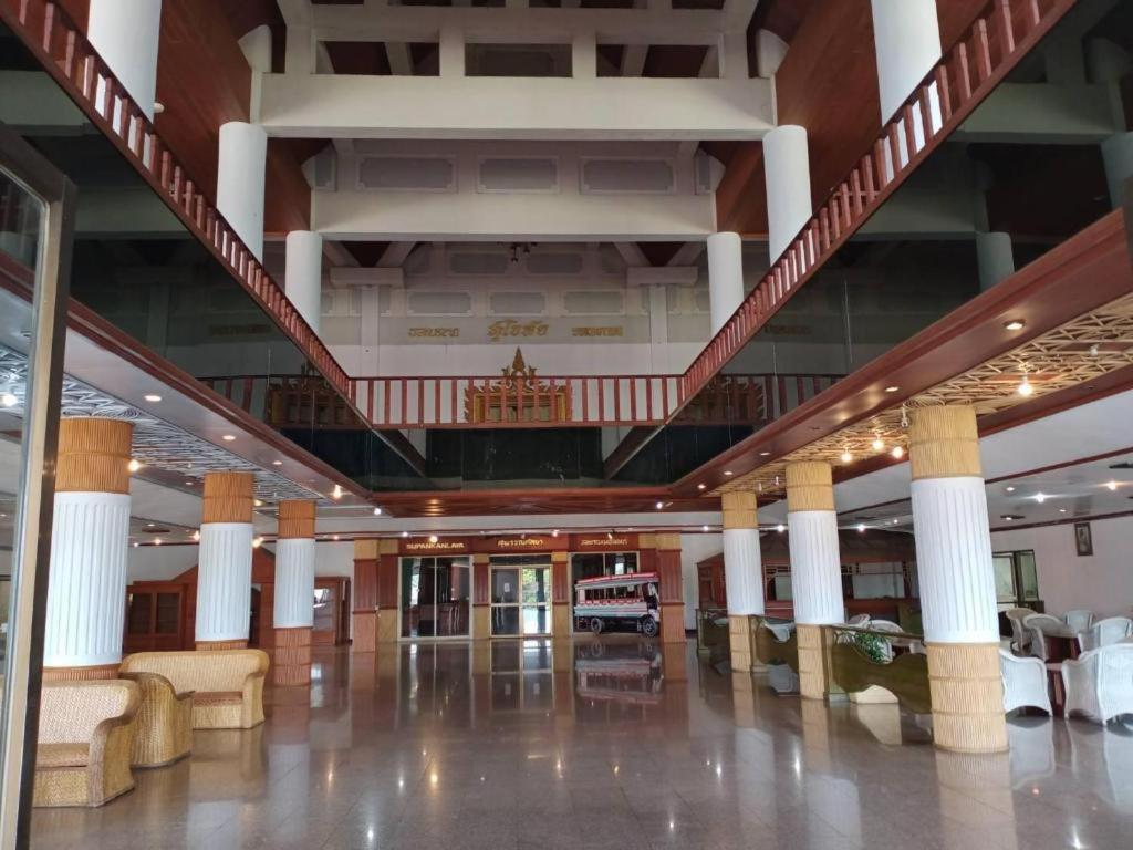 Pailyn Hotel Sukhothai Exterior photo